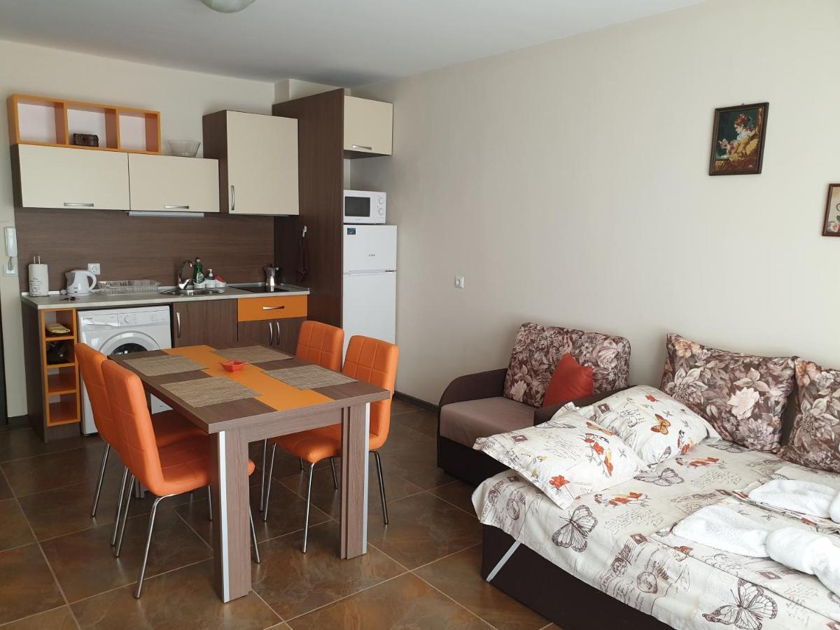 Апартаменти Кастро/Castro Apartments Tsarevo Eksteriør billede